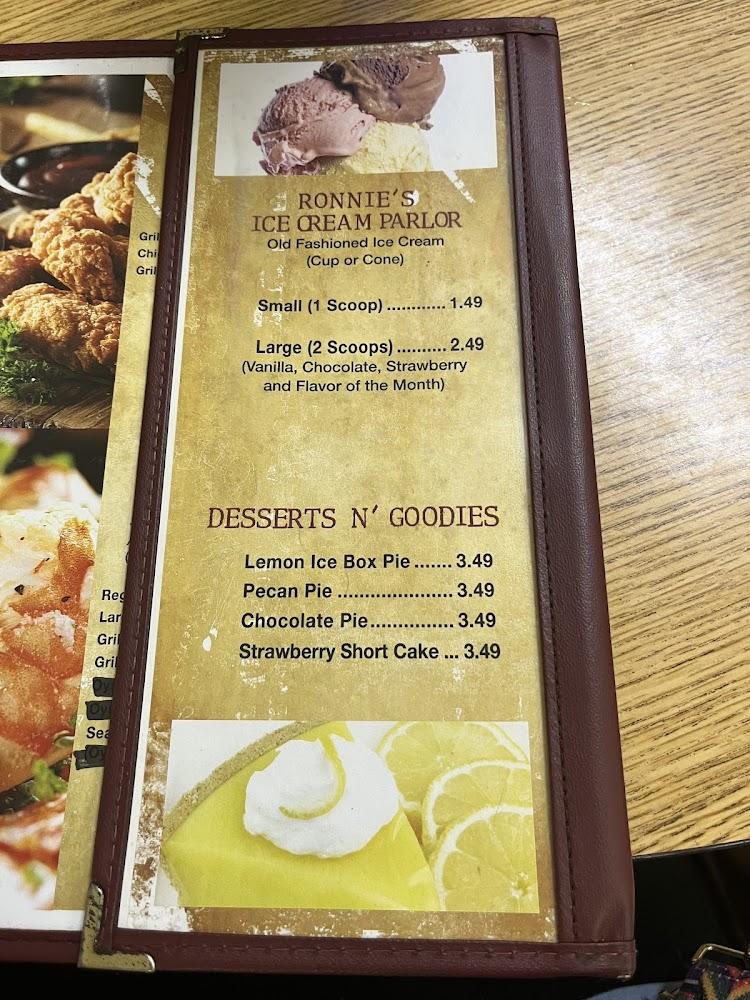Ronnie's Steak N Grill Hot Wings